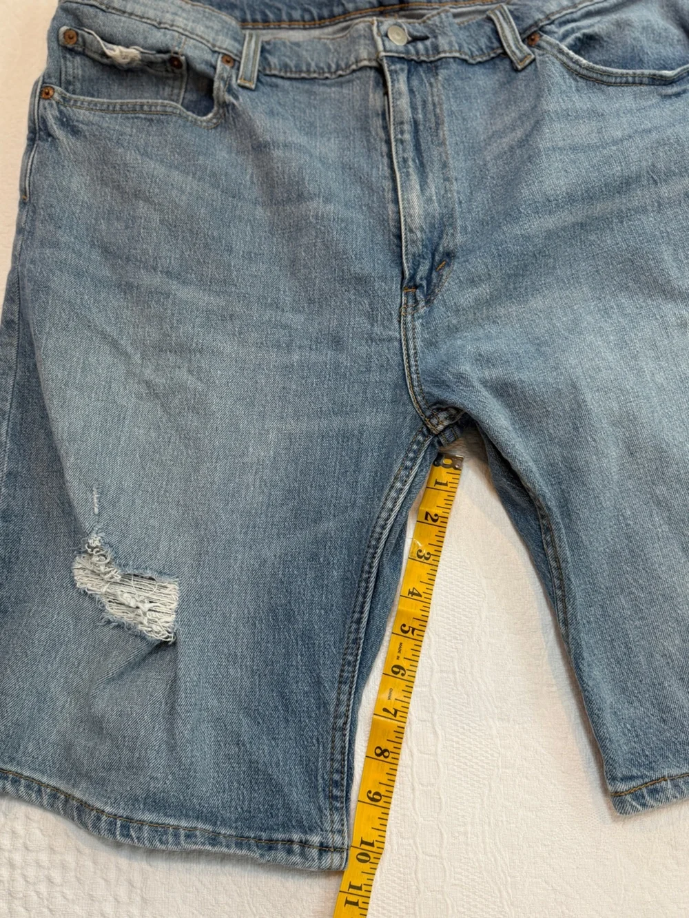Levi’s 502 Denim Jean Shorts Distressed Men’s Size 42